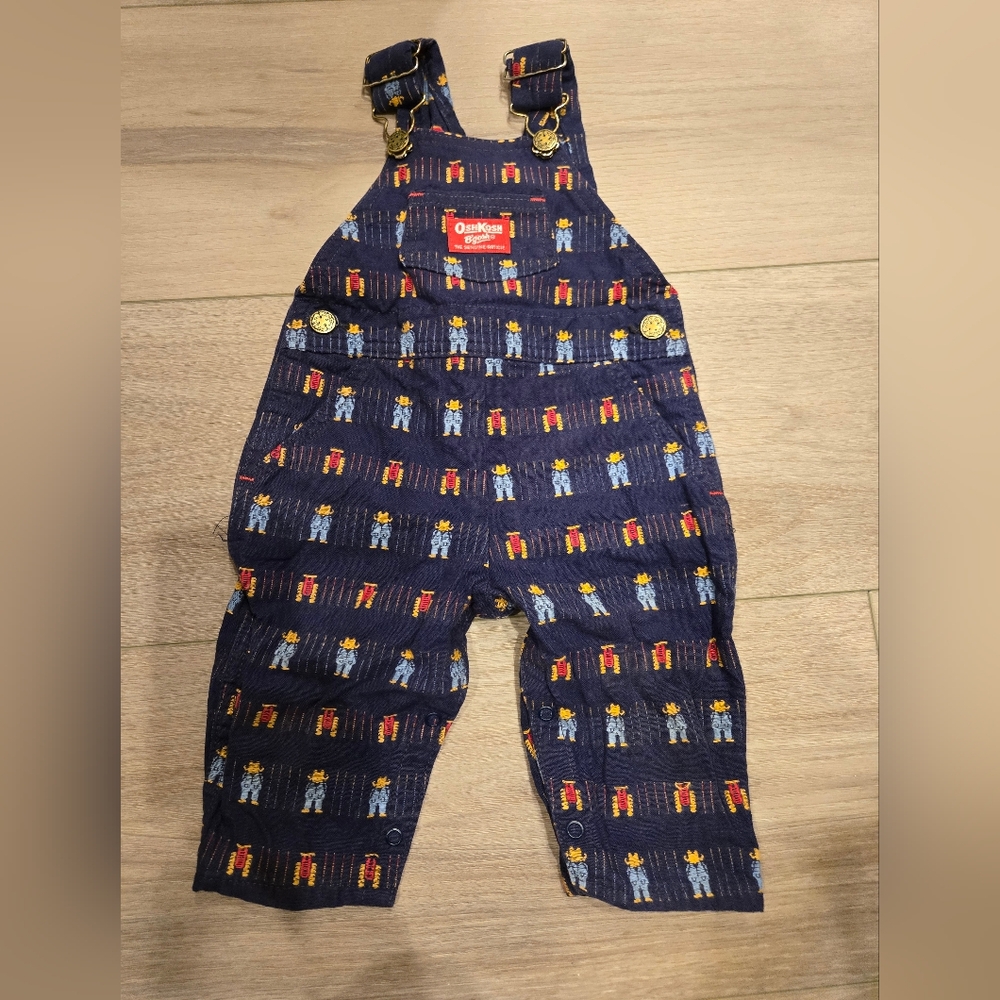 Gorgeous OshKosh B'gosh Vintage Navy Cowboy Print Overalls! 🤠👢